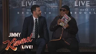 ⁣Stevie Wonder Surprises Kimmel Audience